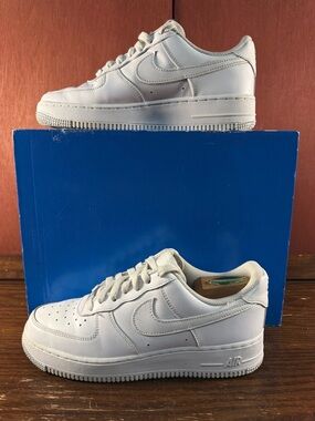 Nike Air Force 1 '07 Low Triple White Women's Sneakers Size US 8,5 |DD8959-100